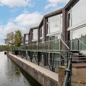 **** Lejlighedshotel Yays Island By Numa Holland