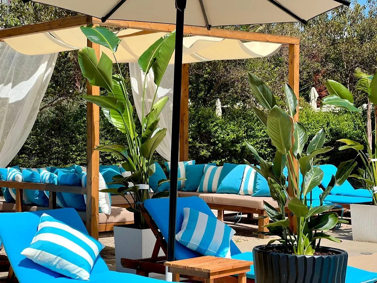 Marbella Beach Hotel Golem