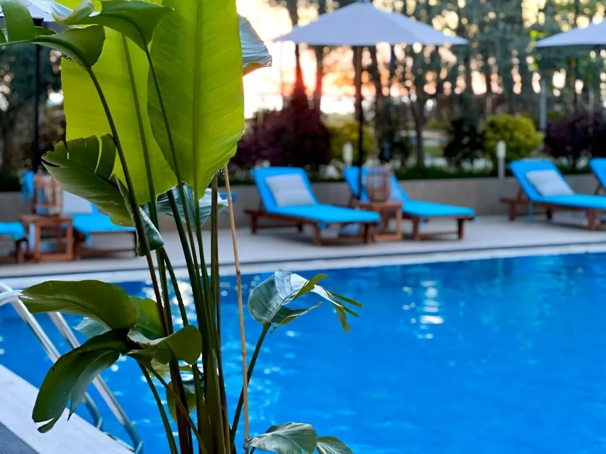 Marbella Beach Hotel Golem  Albania